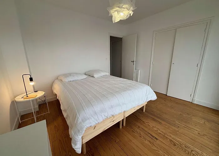 Apartamento Bel Refait A Neuf Proche - Fr-1-494-209